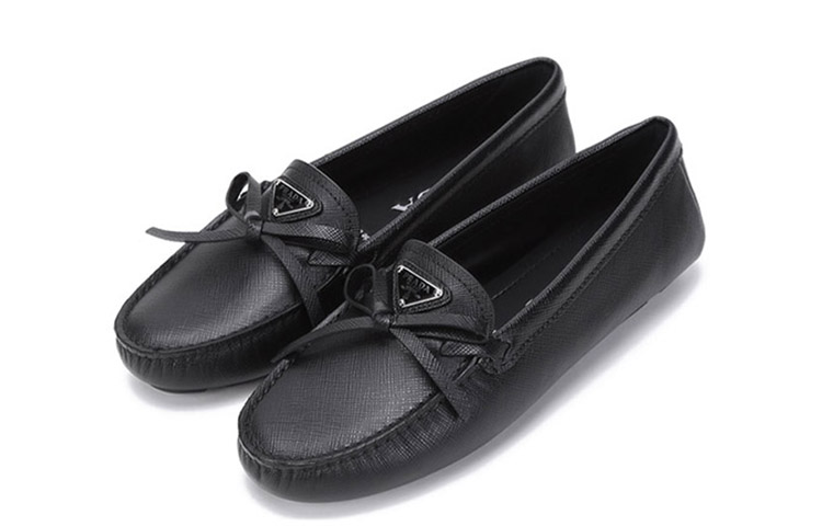 PRADA Saffiano Leather Driving Loafers 'Black' Women's купить в интернет-магазине Yoocart с быстрой доставкой по России.