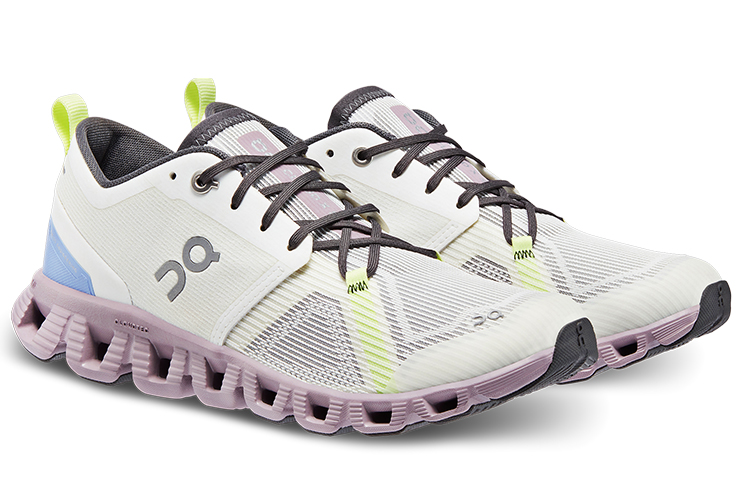 On Cloud X 3 Shift Cushioning, Slip Resistant, And Abrasion Resistant Low Top Training Shoes Women's White Blue