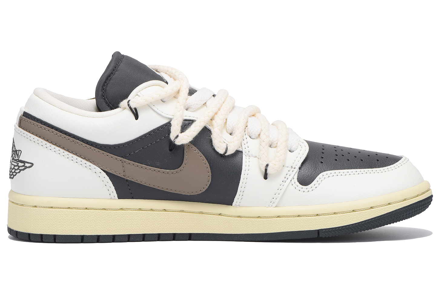 Jordan Air Jordan 1 Anti-Slip Wear-Resistant Low-Top Vintage Basketball Shoes Women's White Black Brown купить в интернет-магазине Yoocart с быстрой доставкой по России.