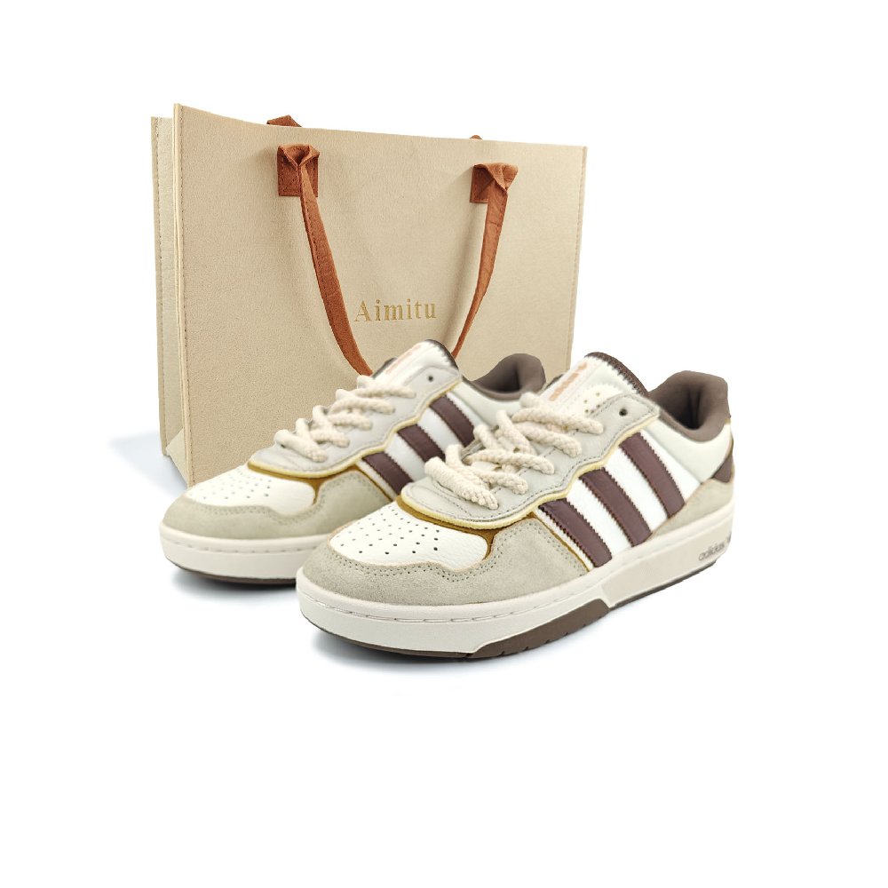 Adidas Originals Courtic Non-slip Wear-resistant Shock Absorption Low-Top Skateboard Shoes Unisex Beige White Brown