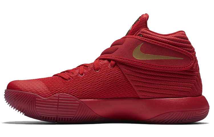 Nike Kyrie 2 Gold Medal