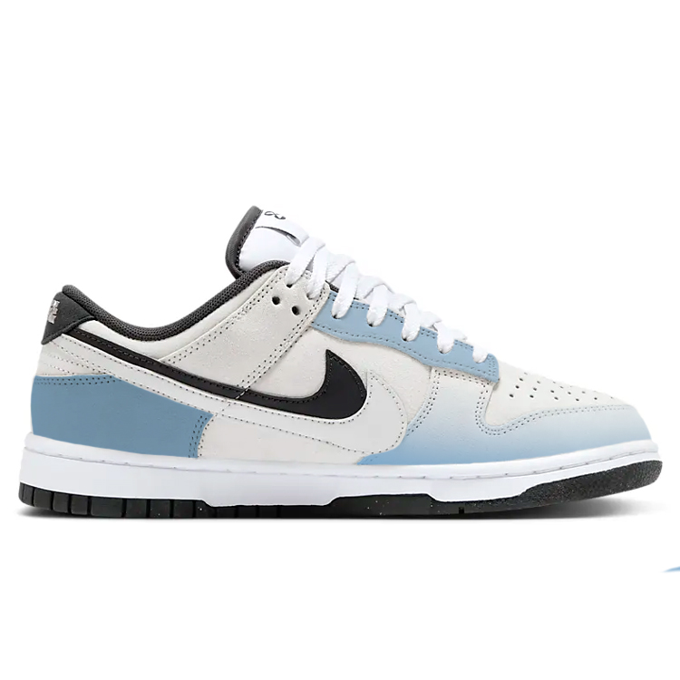 Nike Dunk Low Top Skateboard Shoes Women's White Blue купить в интернет-магазине Yoocart с быстрой доставкой по России.