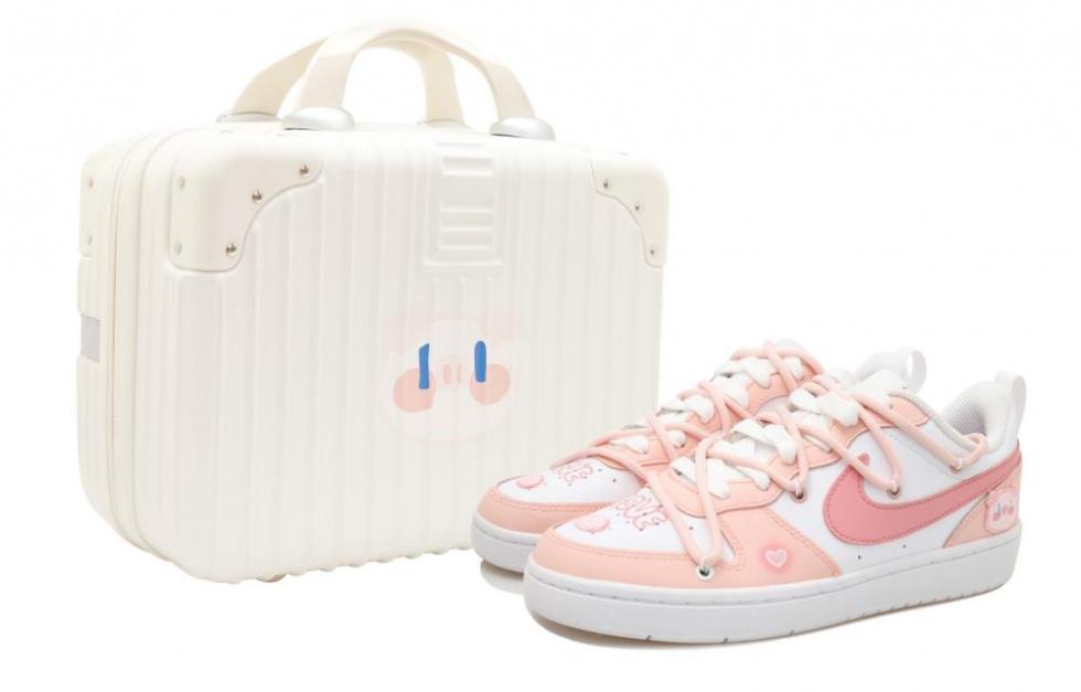 Nike Court Borough Pink Piggy Low Top Skateboard Shoes Women's Pink White