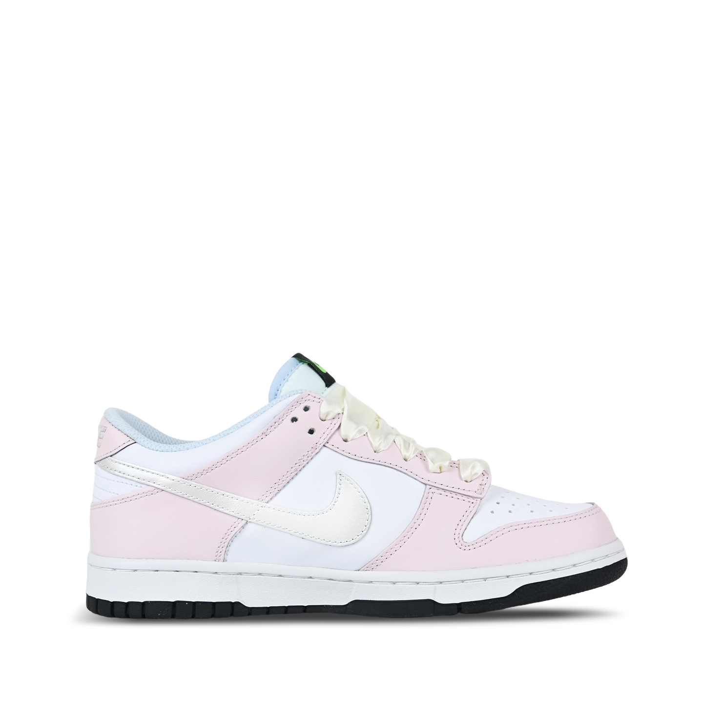 Nike Dunk Anti Slip Wear Resistant Low Top Skateboard Shoes Women's White Pink купить в интернет-магазине Yoocart с быстрой доставкой по России.