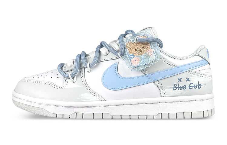 Nike Dunk Low-Top Skateboard Shoes Women's White Gray Blue