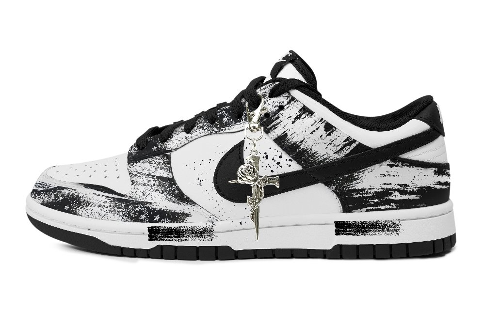 Nike Dunk Anti-Slip Wear-Resistant Low-Top Skateboard Shoes Unisex Black White