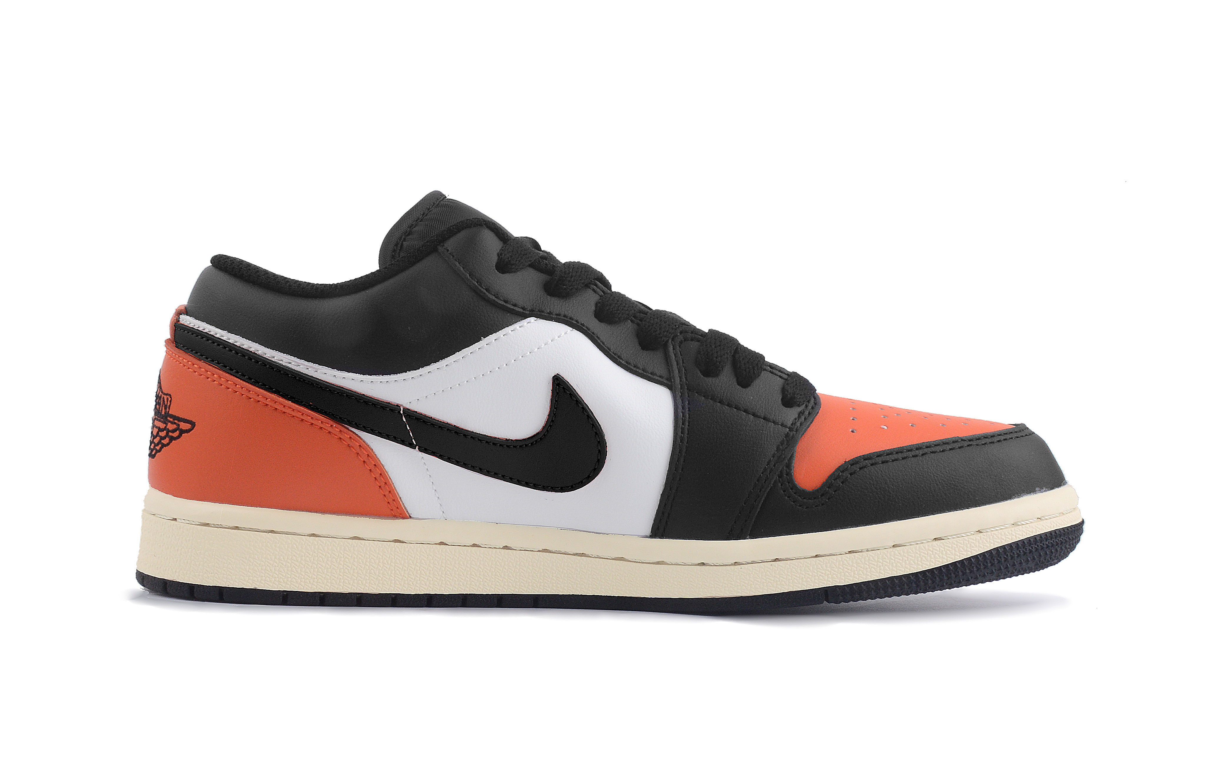 Jordan Air Jordan 1 Shattered Low top Vintage Basketball Shoes Unisex Black White