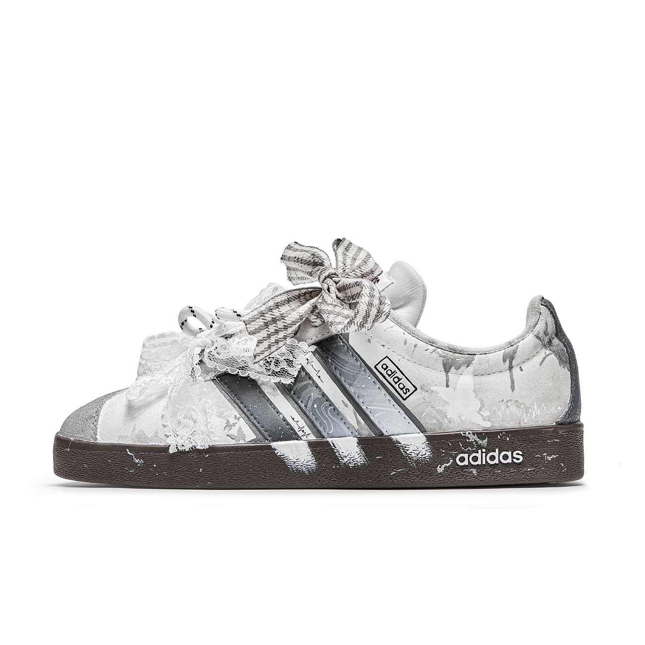 Adidas ADCDAVINCI, Rosemary Slip Resistant Abrasion Resistant Low top Skateboard Shoes Unisex Silver Brown купить в интернет-магазине Yoocart с быстрой доставкой по России.