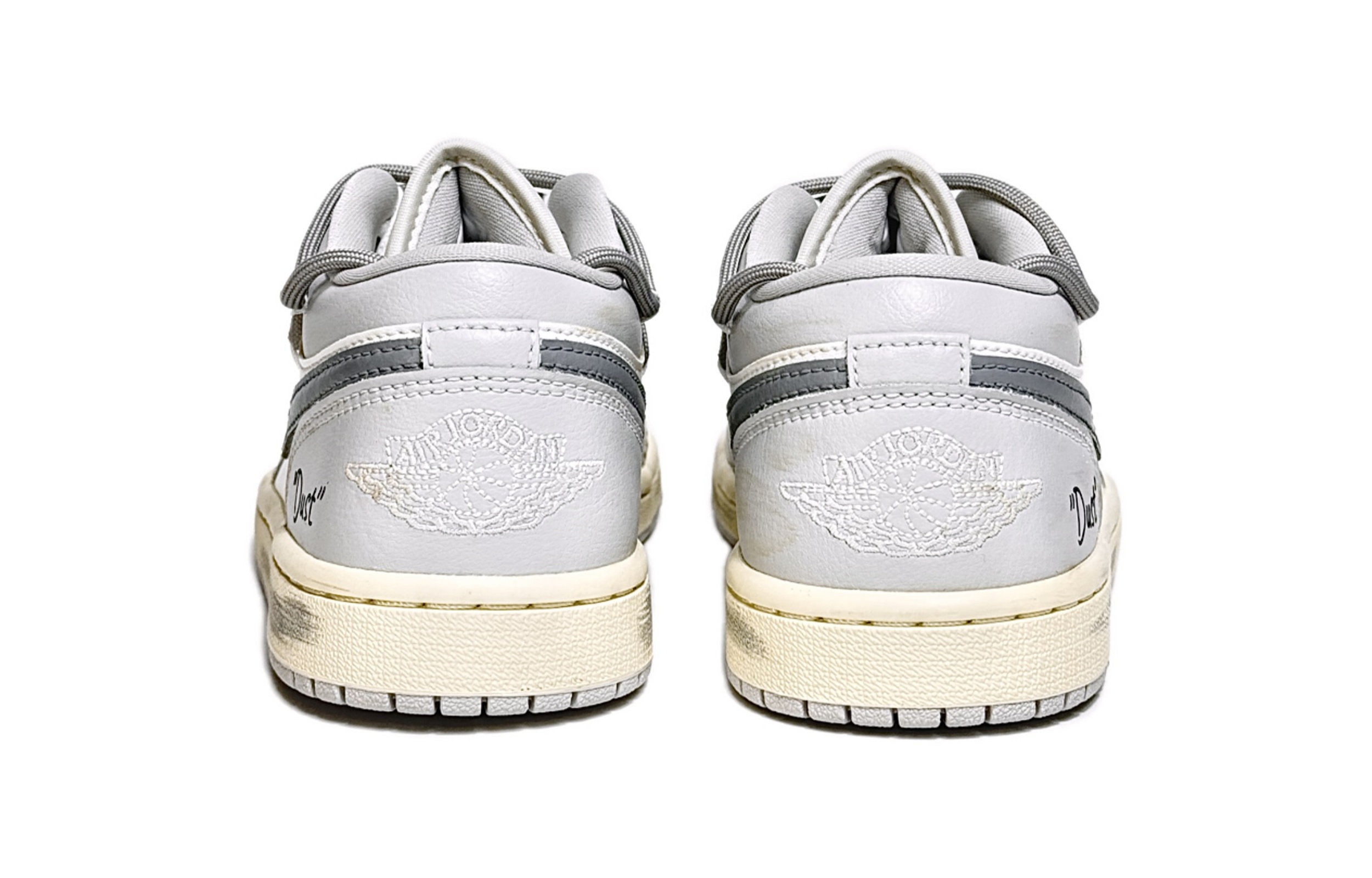 Jordan Air Jordan 1 DUST, Wasteland Style Abrasion Resistant Low top Vintage Basketball Shoes Unisex Gray White купить в интернет-магазине Yoocart с быстрой доставкой по России.