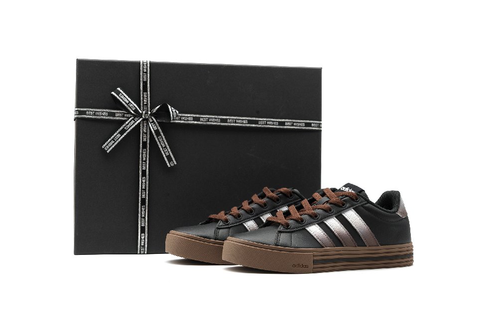 Adidas Daily 4.0 Slip Resistant Low Top Skateboard Shoes Unisex Black Brown