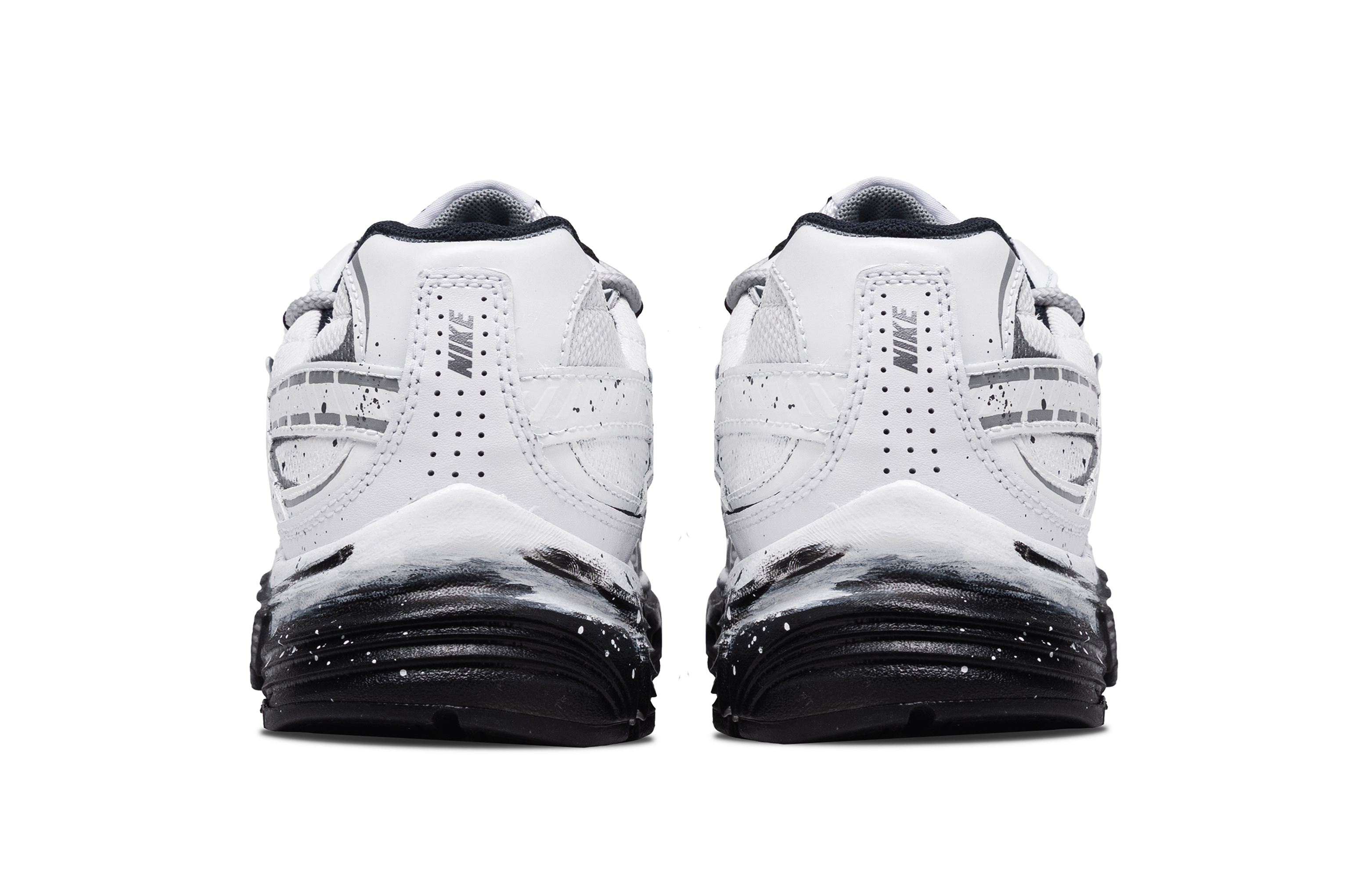 Nike Initiator Cushioning Lightweight Low Top Running Shoes Men's White купить в интернет-магазине Yoocart с быстрой доставкой по России.