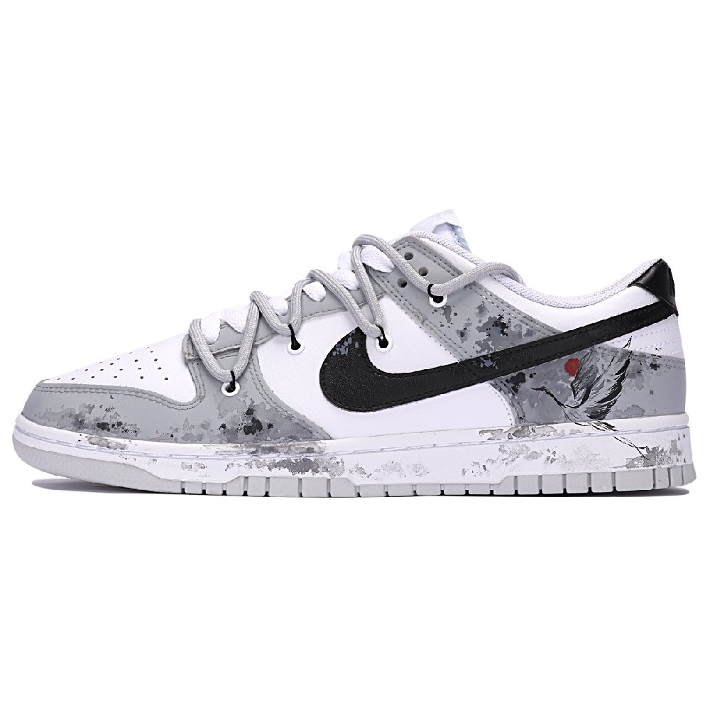 Nike Dunk Low-Top Skateboard Shoes Men's Black White Gray