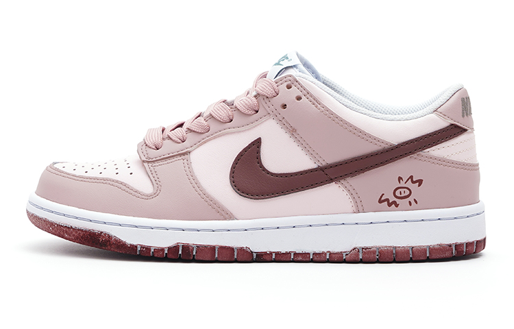 Nike Dunk Low top Skateboard Shoes GS Strawberry Pink