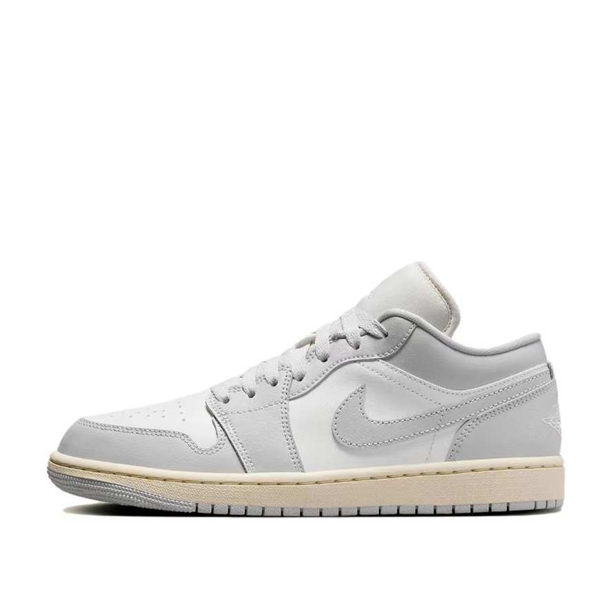 Jordan Air Jordan 1 Anti-Slip Wear-Resistant Low-Top Vintage Basketball Shoes Women's White Blue