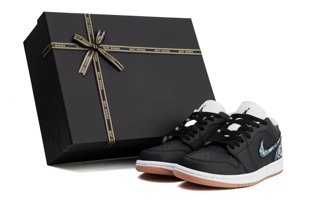 Jordan Air Jordan 1 Cushioning, Abrasion Resistant, Impact Resistant Low top Vintage Basketball Shoes Unisex Black
