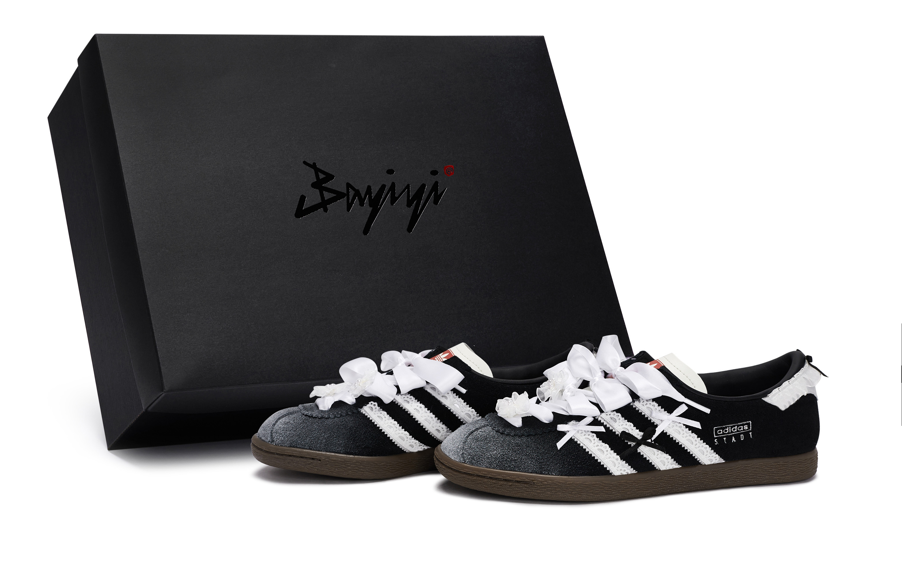 Adidas Originals Stadt Skateboard Shoes Unisex Low Top Black/White/Silver купить в интернет-магазине Yoocart с быстрой доставкой по России.
