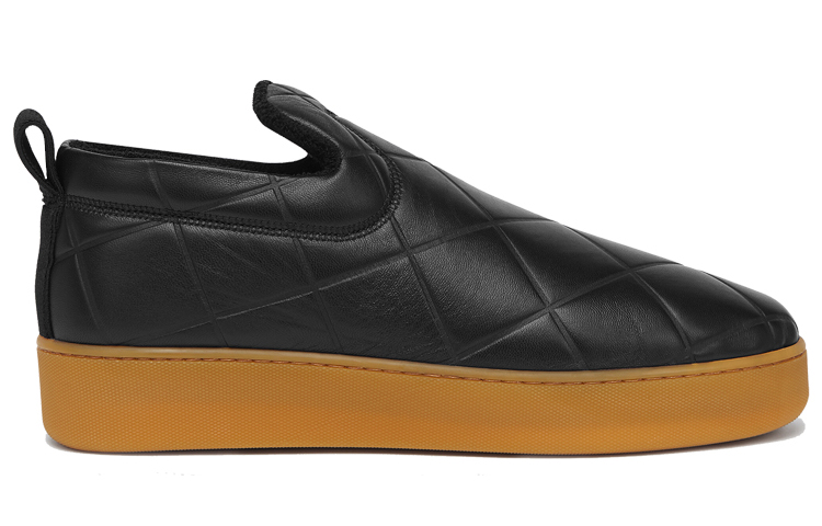 Bottega Veneta Quilt Stylish Skateboarding Shoes Men's Black купить в интернет-магазине Yoocart с быстрой доставкой по России.