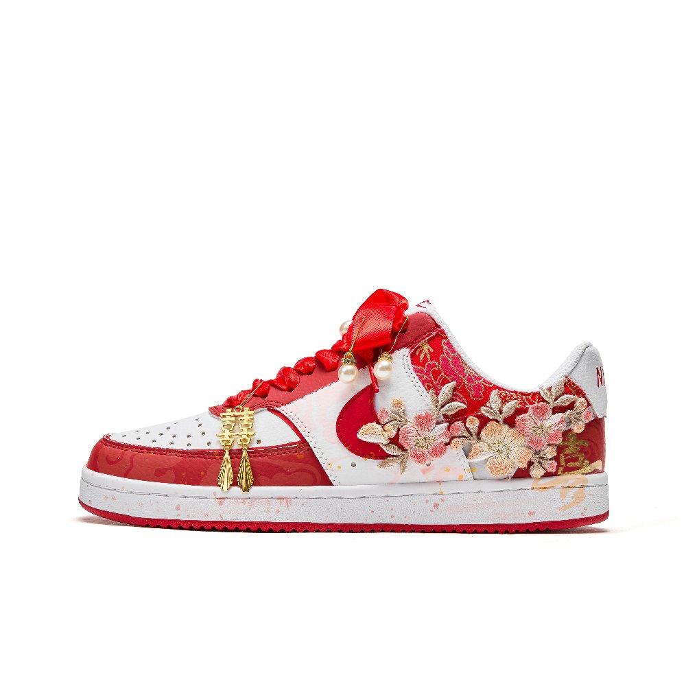 Nike Court Vision 1 Freedom Panda, Blissful Slip Resistant Low Top Skateboard Shoes Men's Red White