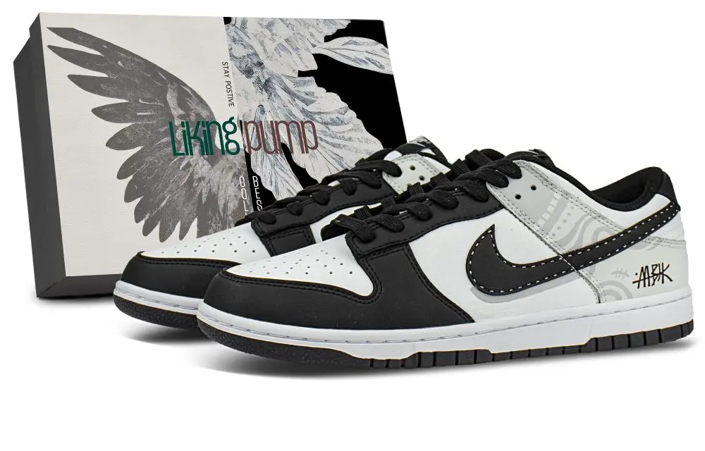 Nike Dunk Low top Skateboard Shoes Unisex Black