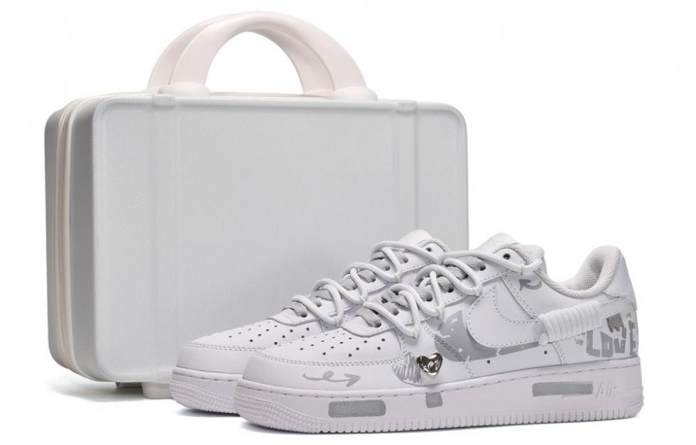 Nike Air Force 1 CUS ID Low-Top Skateboard Shoes Men's Gray White