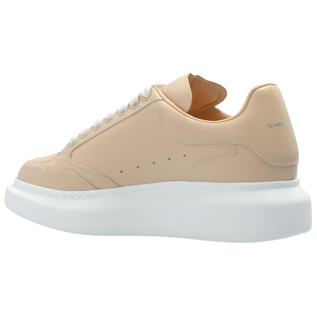 Alexander McQueen Oversized Lace-Up Sneakers Women's купить в интернет-магазине Yoocart с быстрой доставкой по России.
