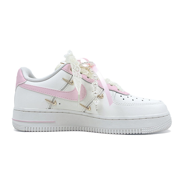 Nike Air Force 1 Anti-Slip Wear-Resistant Low-Top Skateboard Shoes Women's White купить в интернет-магазине Yoocart с быстрой доставкой по России.