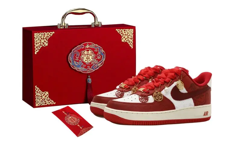 Nike Air Force 1 OKHR Slip Resistant Low top Skateboard Shoes Unisex White Red