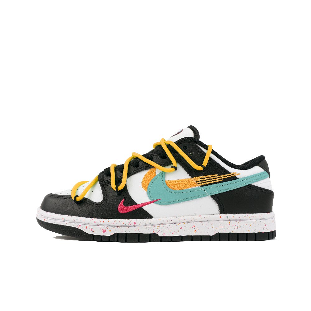 Nike Dunk Low Miku Design Low Top Skateboard Shoes Women's Black White