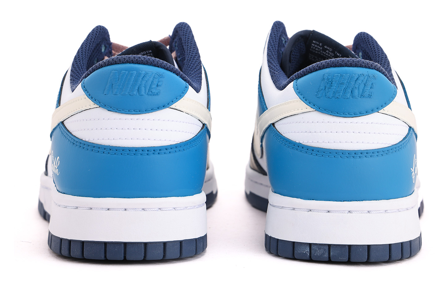 Nike Dunk Abrasion Resistant Low Top Skateboard Shoes Unisex White Blue купить в интернет-магазине Yoocart с быстрой доставкой по России.