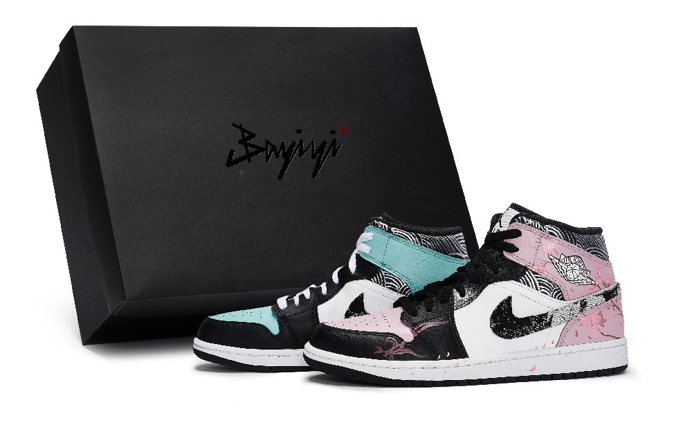 Jordan Air Jordan 1 Vintage Basketball Shoes Unisex Mid top Black/White/Pink/Blue