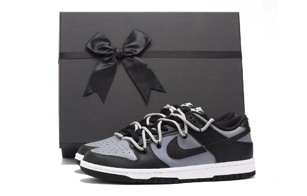 Nike Dunk Skateboard Shoes Women's Low-Top Black Gray
