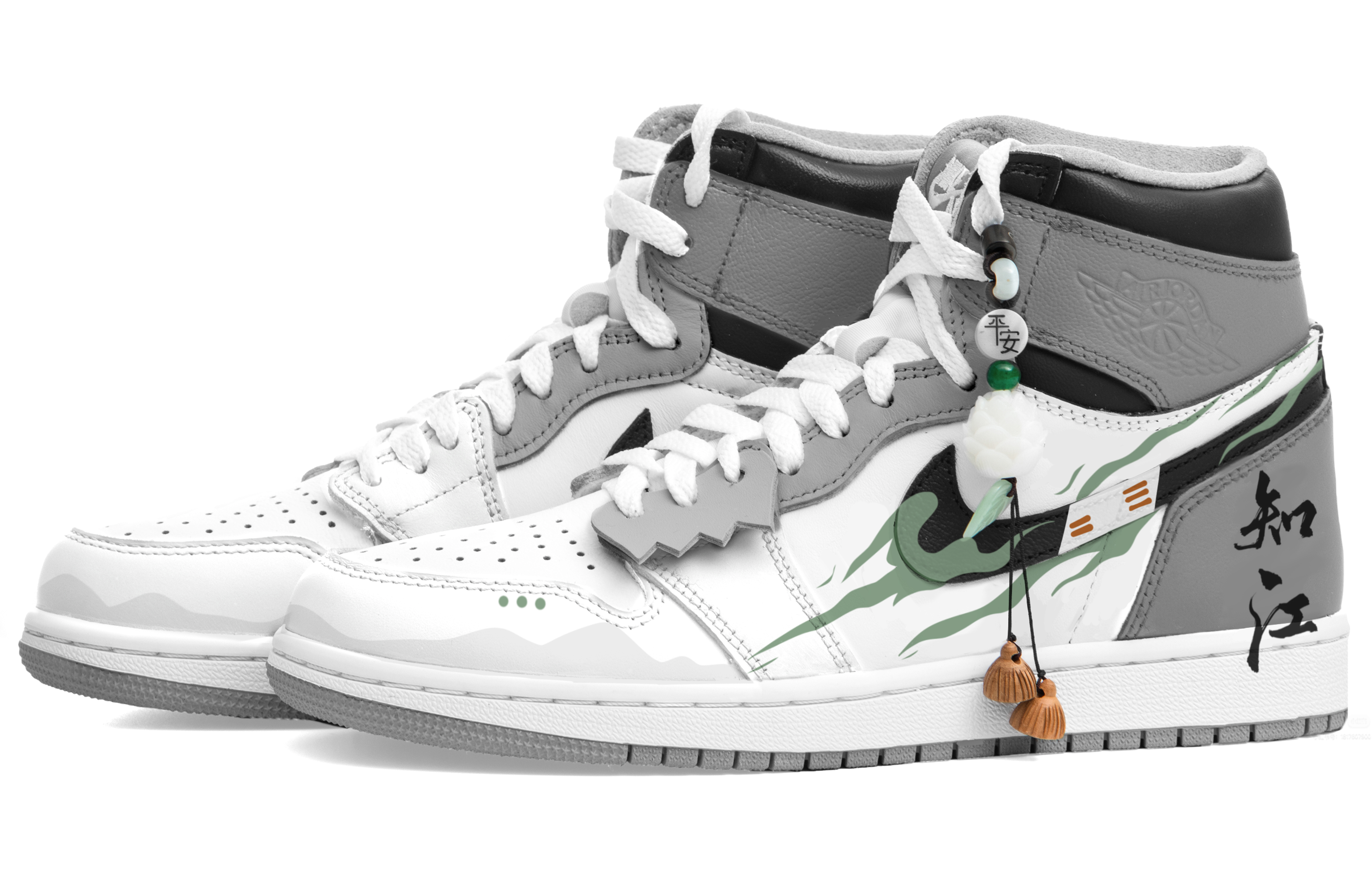 Jordan Air Jordan 1 Cushioning Anti-Slip And Wear-Resistant High-Top Vintage Basketball Shoes Unisex White Gray купить в интернет-магазине Yoocart с быстрой доставкой по России.