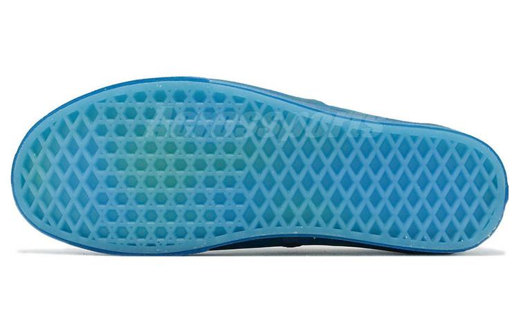 Authentic Tyakasha x Authentic Vans 'OTW Gallery - Blue' купить в интернет-магазине Yoocart с быстрой доставкой по России.