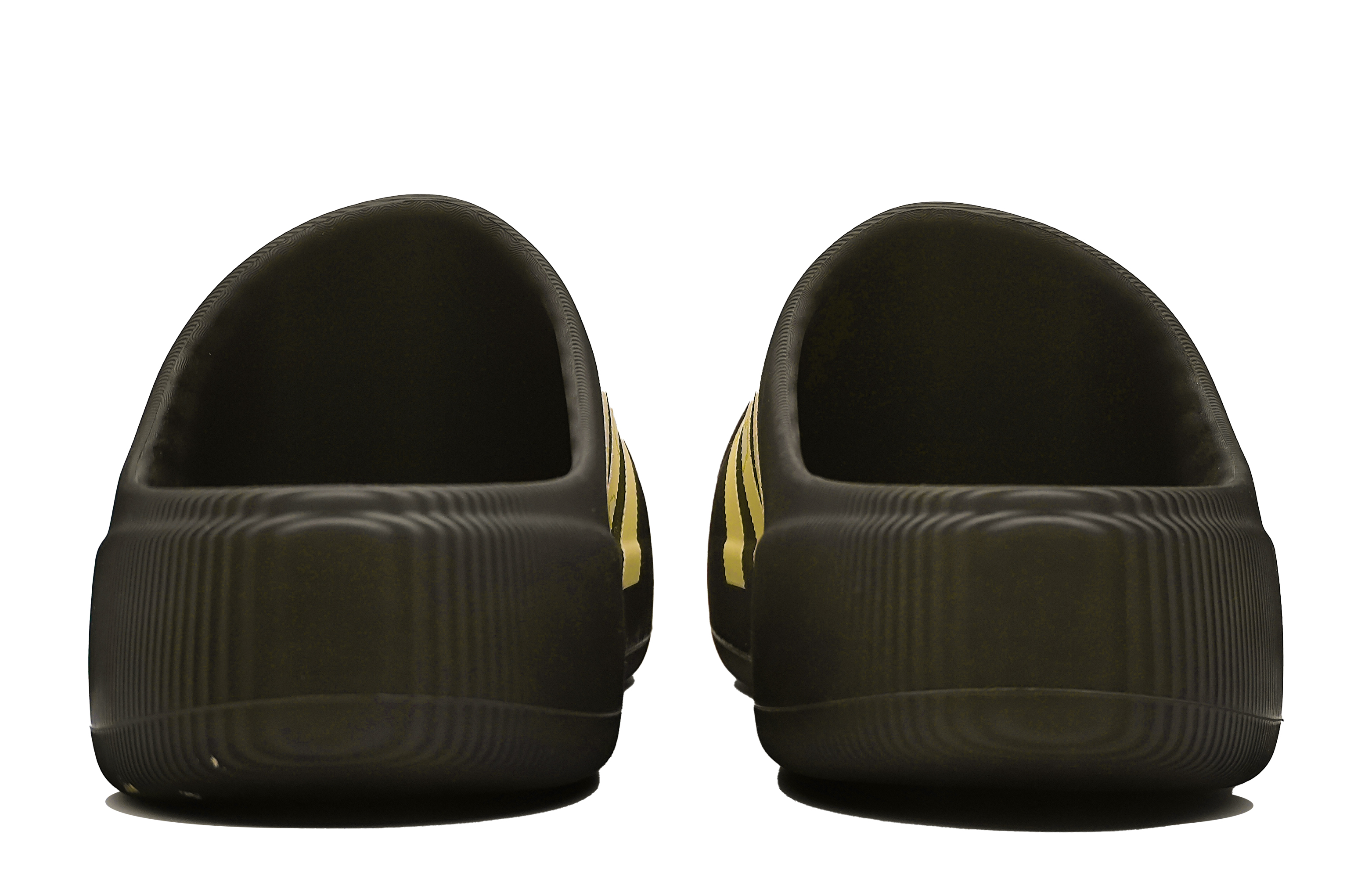 Adidas Originals AdiFOM Superstar Abrasion Resistant Closed Toe Slippers Unisex Yellow купить в интернет-магазине Yoocart с быстрой доставкой по России.