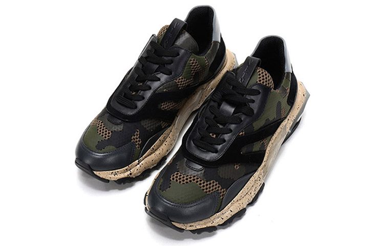 Valentino Bounce Low Top Chunky Sneakers Men's Army Green And Black Color Blocking Distressed Style купить в интернет-магазине Yoocart с быстрой доставкой по России.