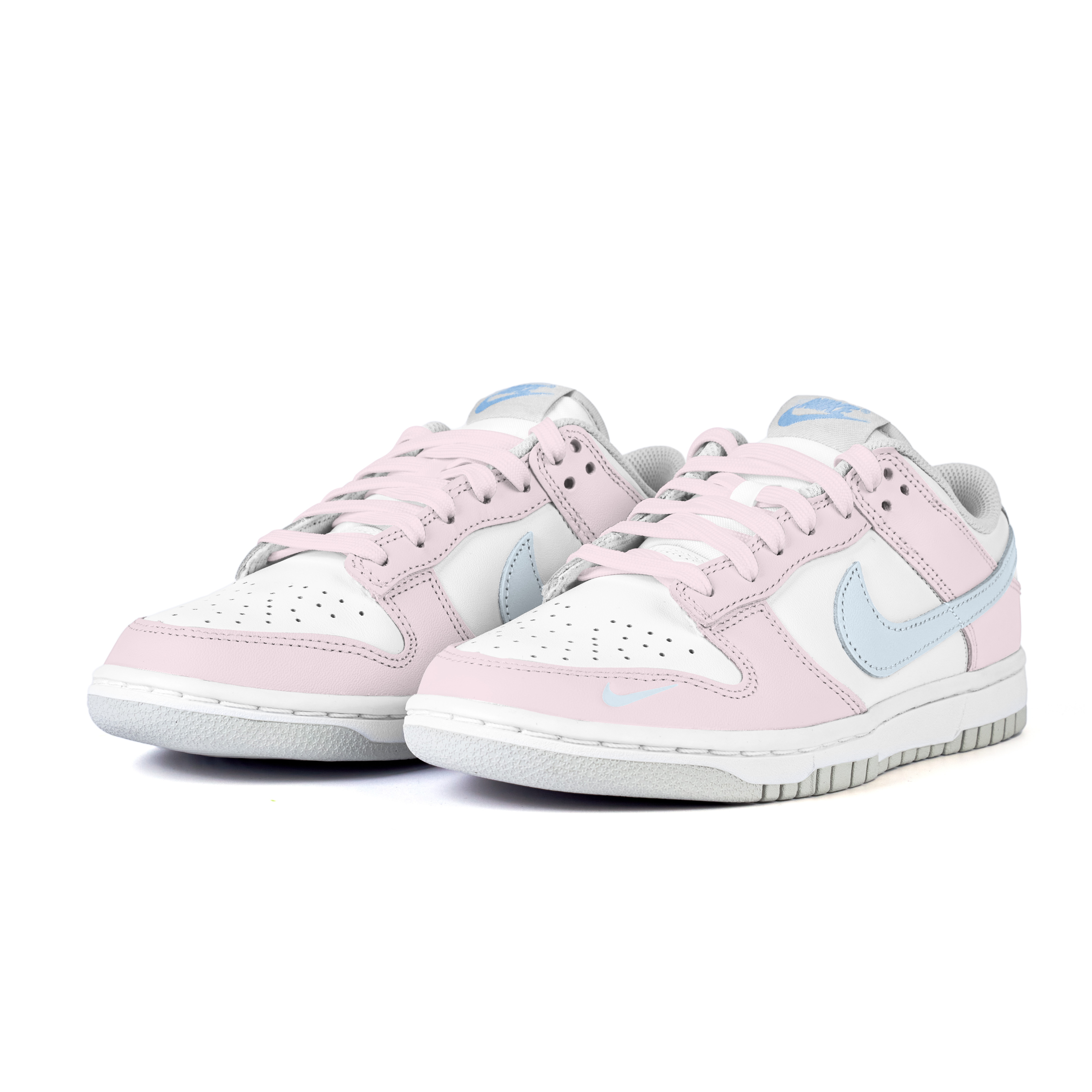 Nike Dunk Anti Slip Wear Resistant Low Top Skateboard Shoes Women's Pink Blue купить в интернет-магазине Yoocart с быстрой доставкой по России.
