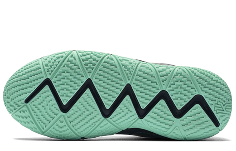 Nike Kyrie 4 'Mamba Mentality' Gs купить в интернет-магазине Yoocart с быстрой доставкой по России.