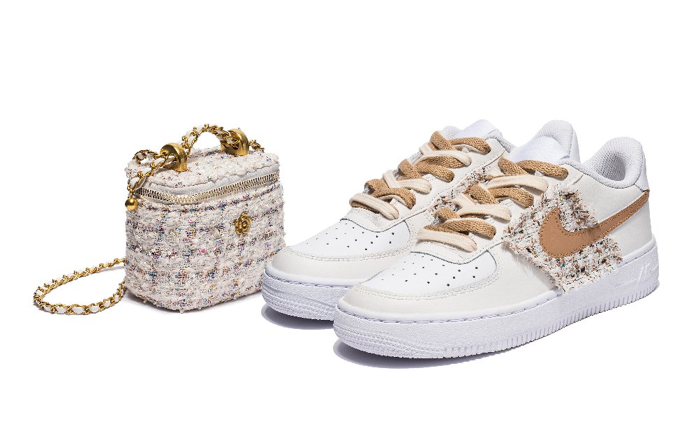Nike Air Force 1 Low-Top Skateboard Shoes GS White Brown