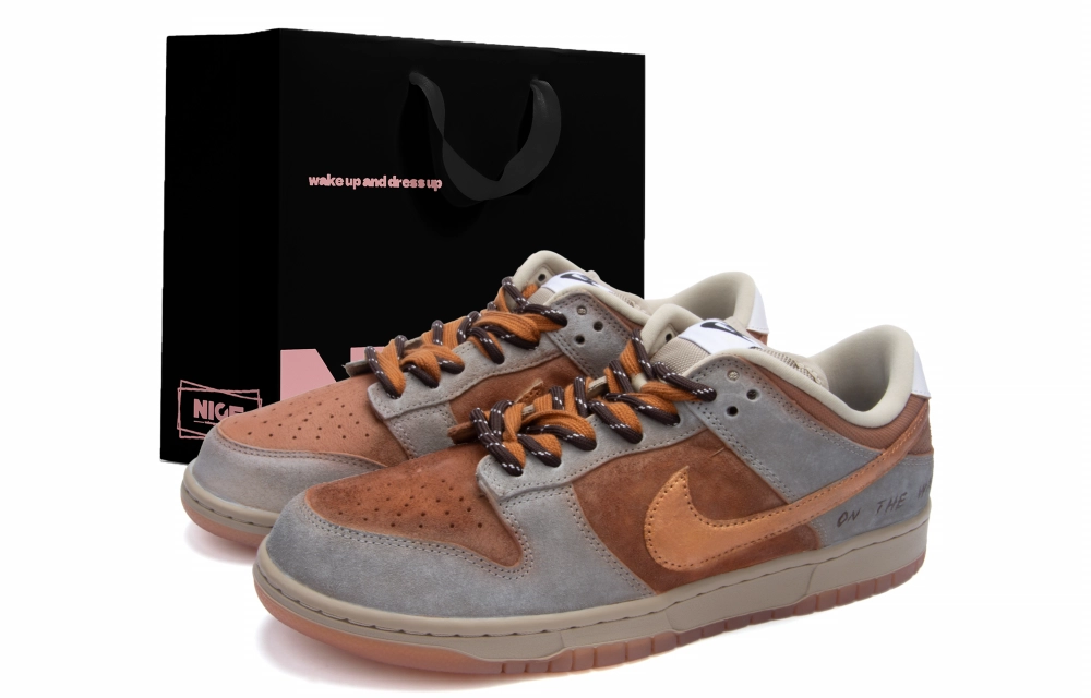 Nike Dunk SB Abrasion Resistant Low top Skateboard Shoes Unisex