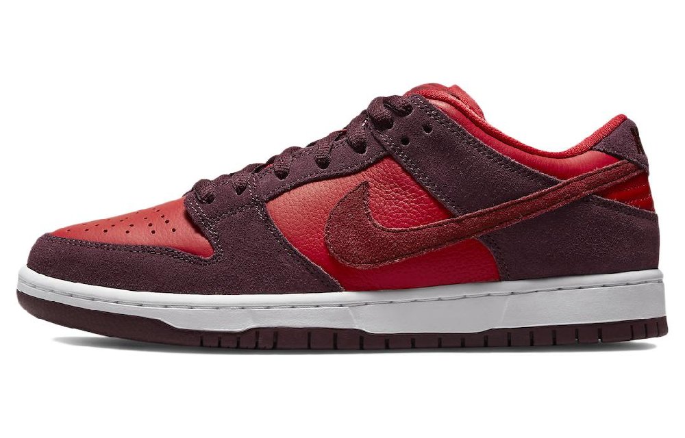 Nike Sb Dunk Low Cherry