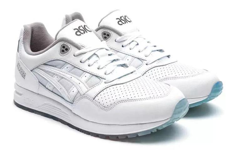 Asics Gel Saga Vivienne Westwood купить в интернет-магазине Yoocart с быстрой доставкой по России.