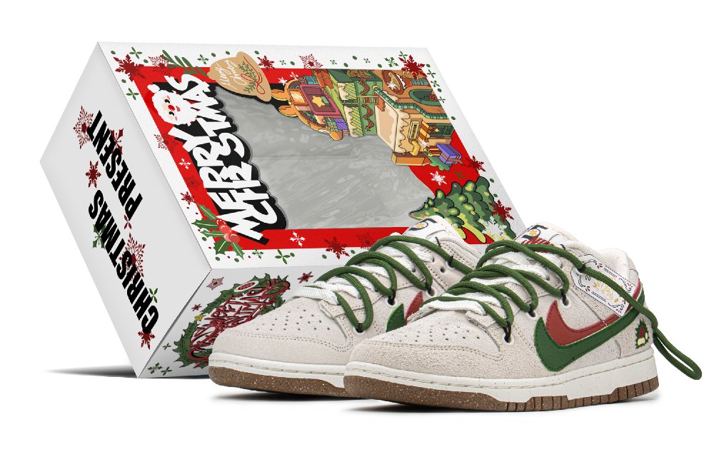 Nike Dunk Low Top Skateboard Shoes Women's Khaki Brown