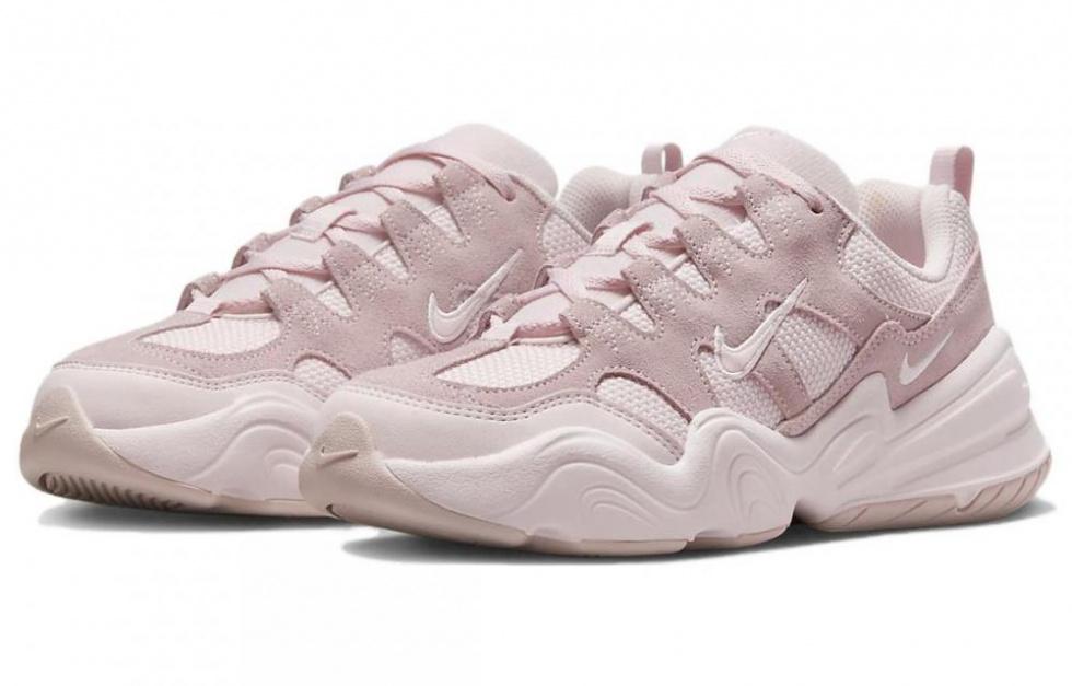 Nike Tech Hera Pearl Pink Women's купить в интернет-магазине Yoocart с быстрой доставкой по России.
