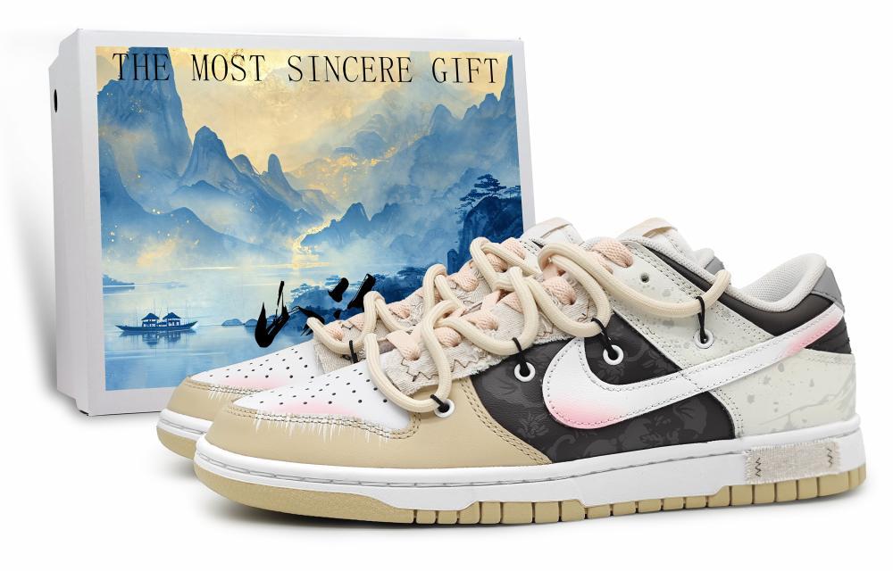 Nike Dunk Extreme Climbing Anti-Slip Wear-Resistant Low-Top Skateboard Shoes Men's White Brown