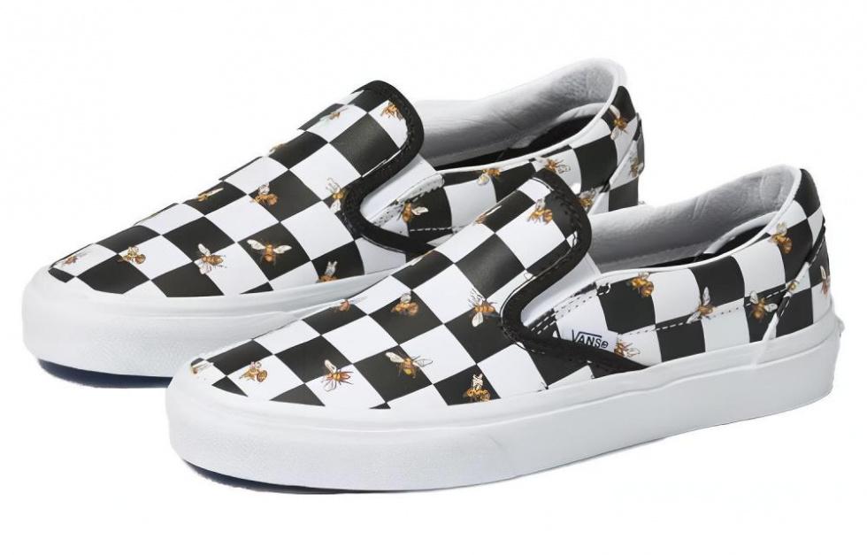 Vans Classic Slip On Bee Check 'Black White' купить в интернет-магазине Yoocart с быстрой доставкой по России.