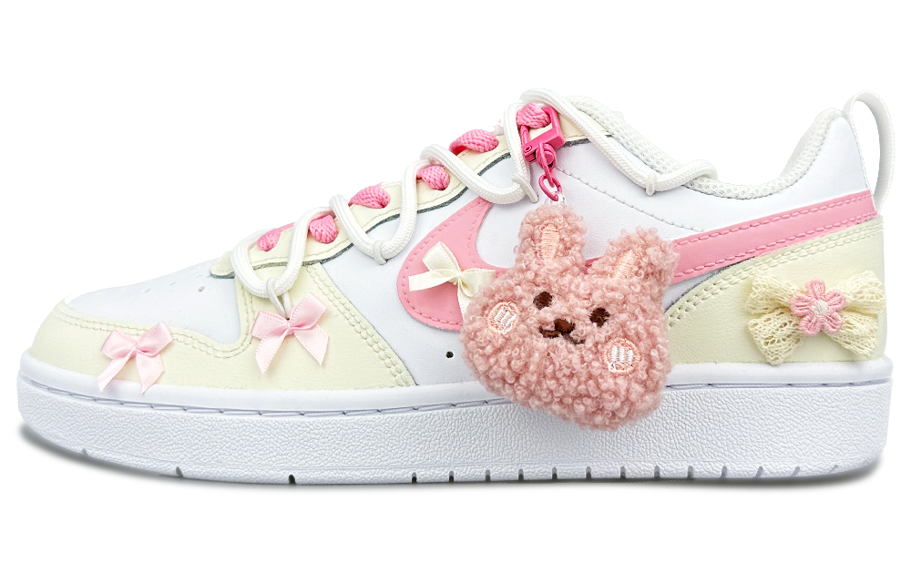 Nike Court Borough Chee Chee Bop Bop Bunny Low-Top Skateboard Shoes GS Beige Pink