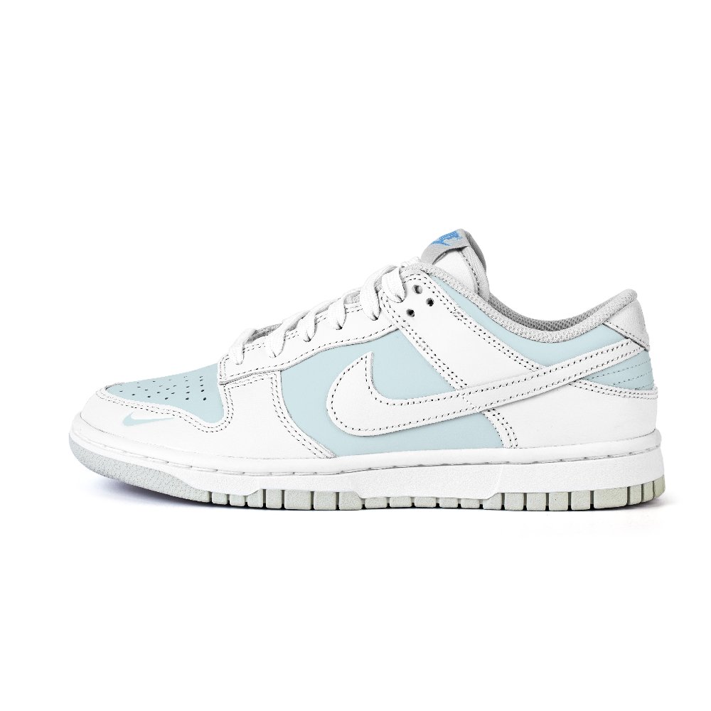 Nike Dunk Anti Slip Wear Resistant Low Top Skateboard Shoes Women's Light Blue