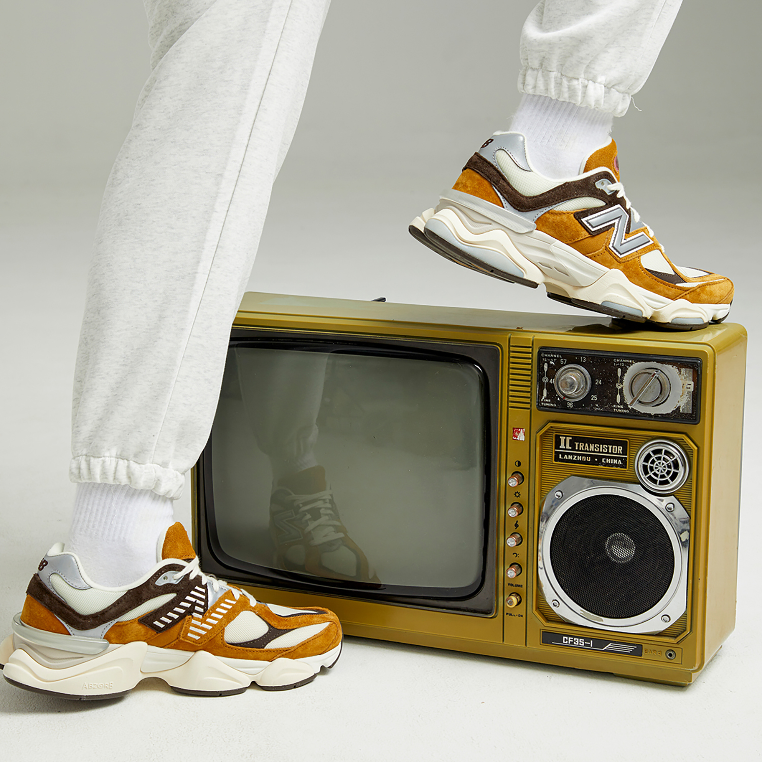 New Balance 9060 'Workwear' купить в интернет-магазине Yoocart с быстрой доставкой по России.