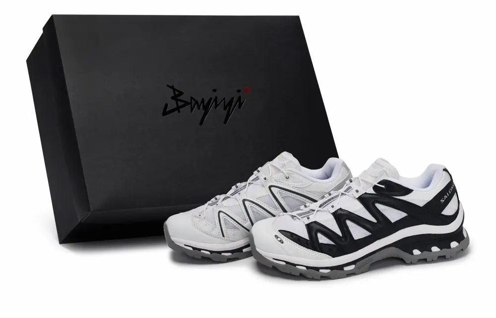 SALOMON XT Quest Mountaineering & Hiking Shoes Unisex Low top Black/White/Silver