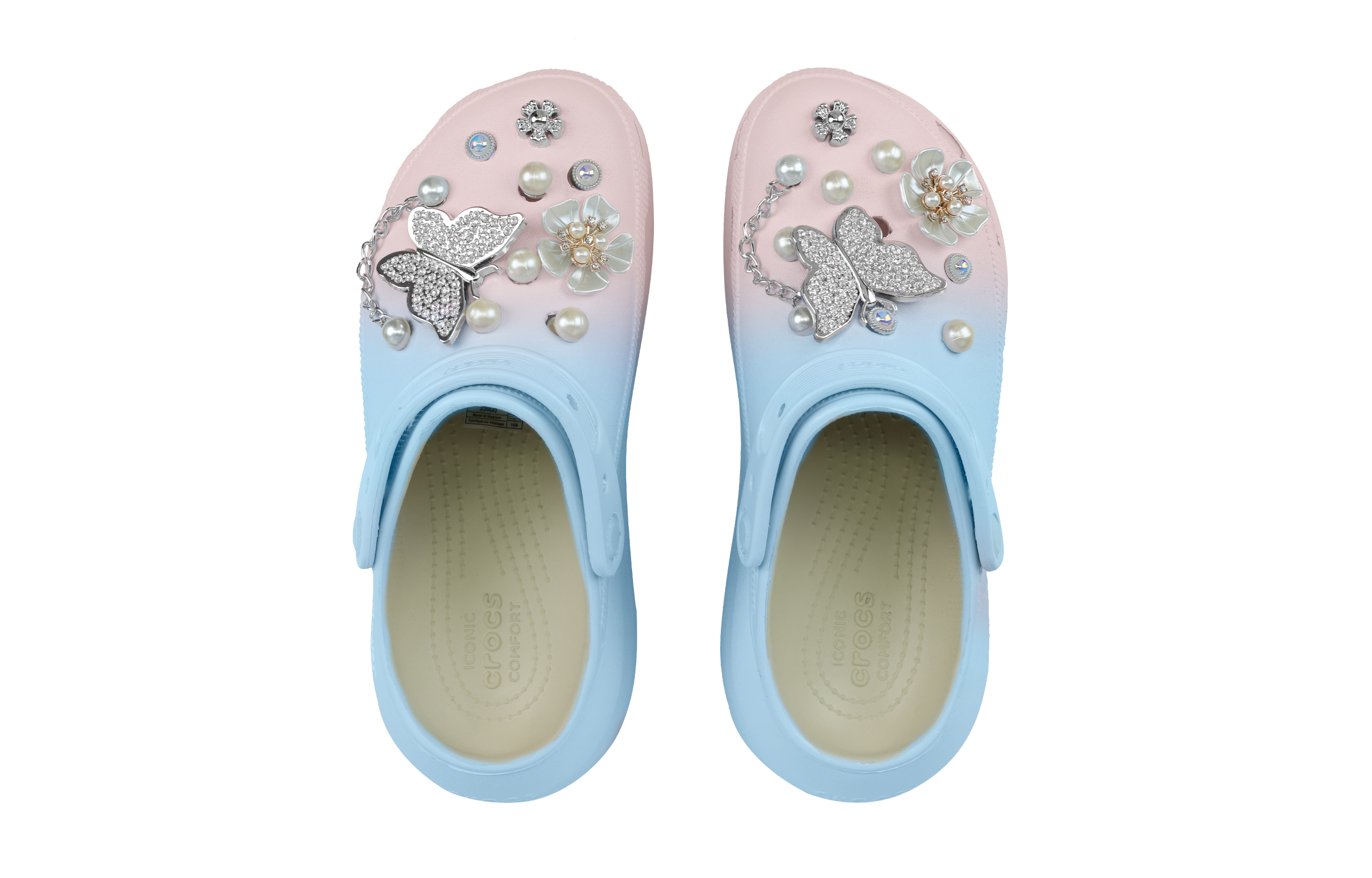 Crocs Crush Clog Butterfly Clogs Unisex Blue Pink купить в интернет-магазине Yoocart с быстрой доставкой по России.